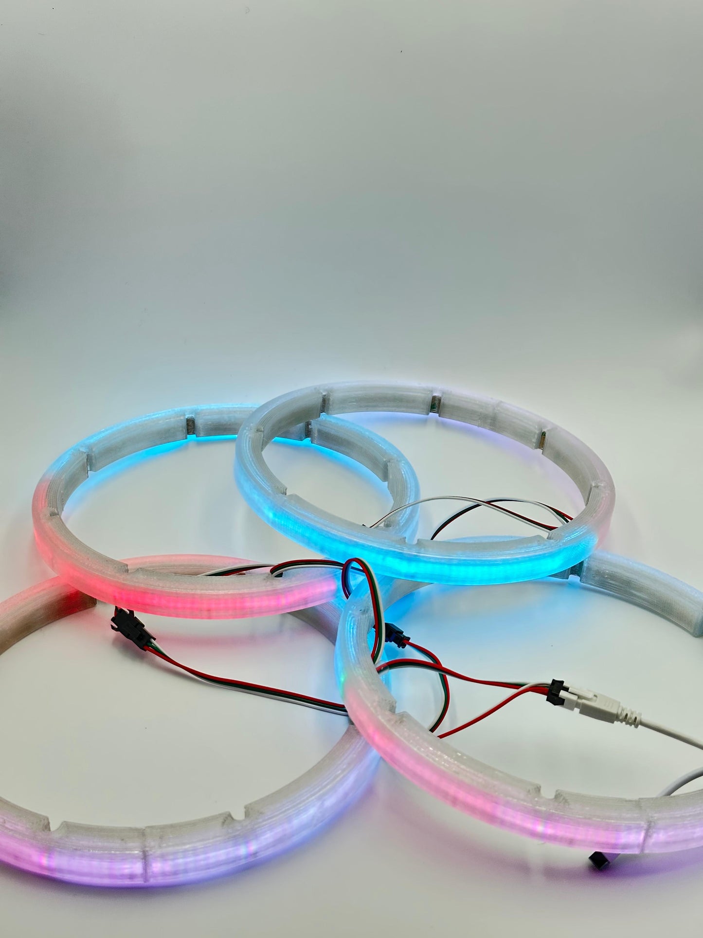Kit Aros Full LED Bluetooth compatible con bocinas, Luz ambiental para tus paneles, Control RF + Bluetooth.