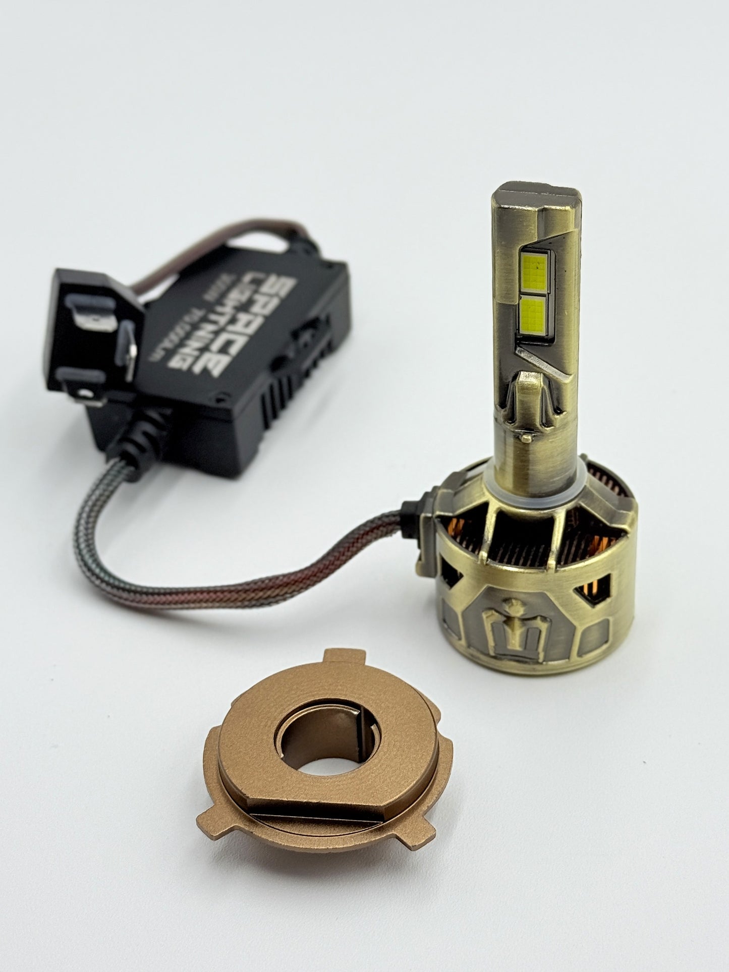 Par de luces LED Automotriz, Modelo Falcon de 70,000 Lumenes.