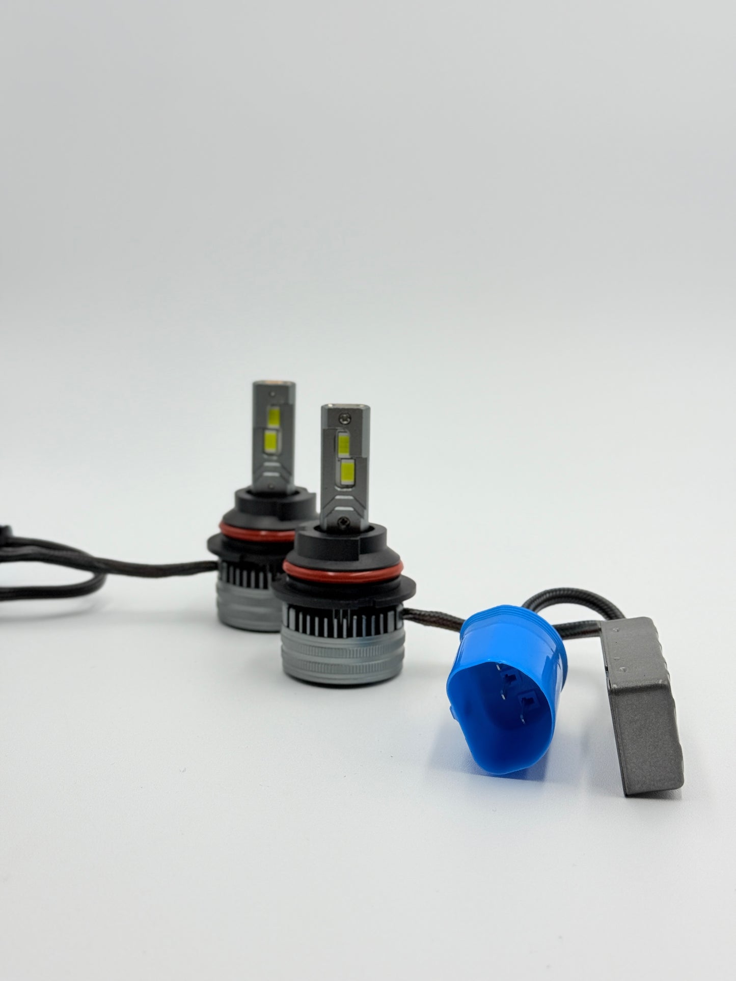 Par de luces LED Automotriz, Modelo Vega de 32,000 Lumenes.