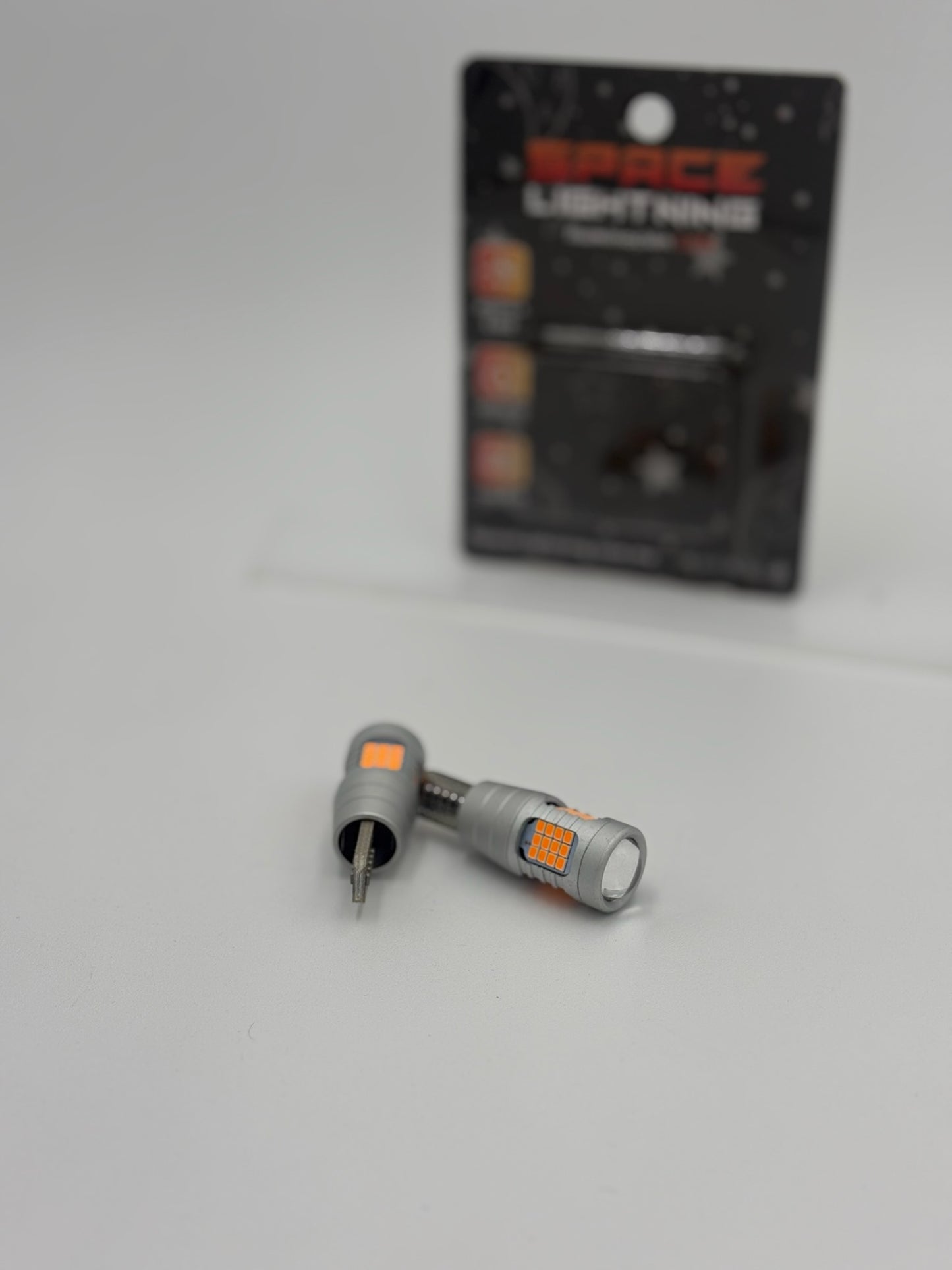 Par de Focos LED T15 CanBus SpaceLightning ⚡️| Alto Brillo | Blanco, Naranja y Rojo | Tamaño mediano