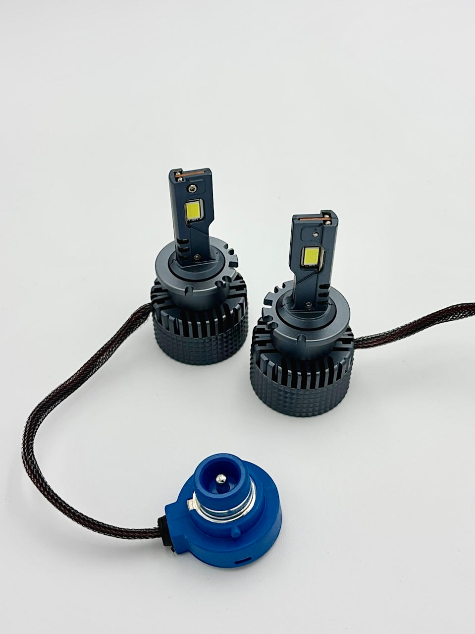 Par de luces LED Automotriz, Modelo D Series Para reemplazar Xenon OEM.